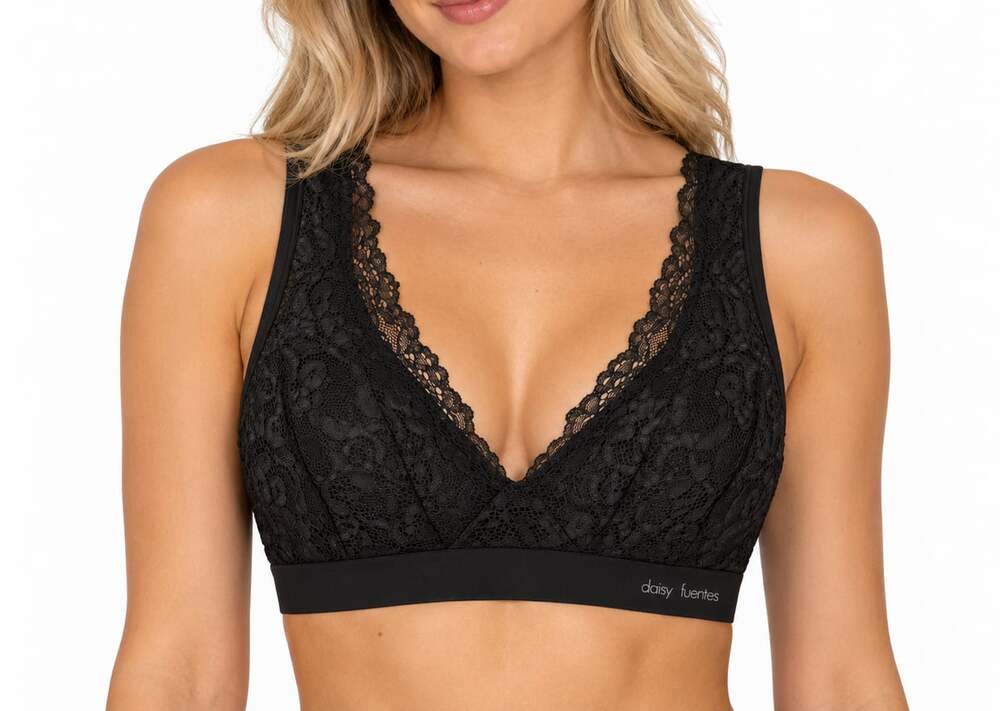 Daisy Fuentes Black Lace V-Neck Wireless Bralette
